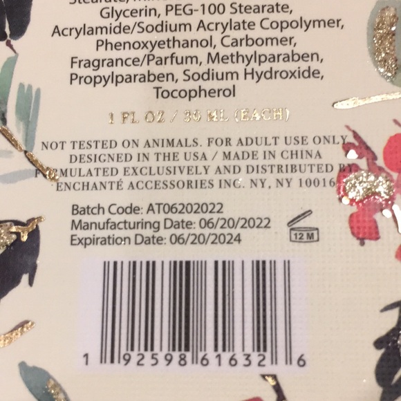 Livegreen Holiday Winter Scented Hand Cream Collection Crate NWT 4 Scents X 1 oz - Picture 11 of 16